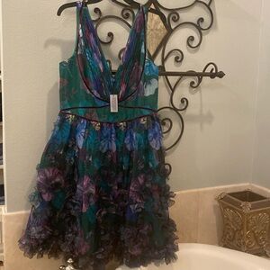 Sleeveless cocktail dress